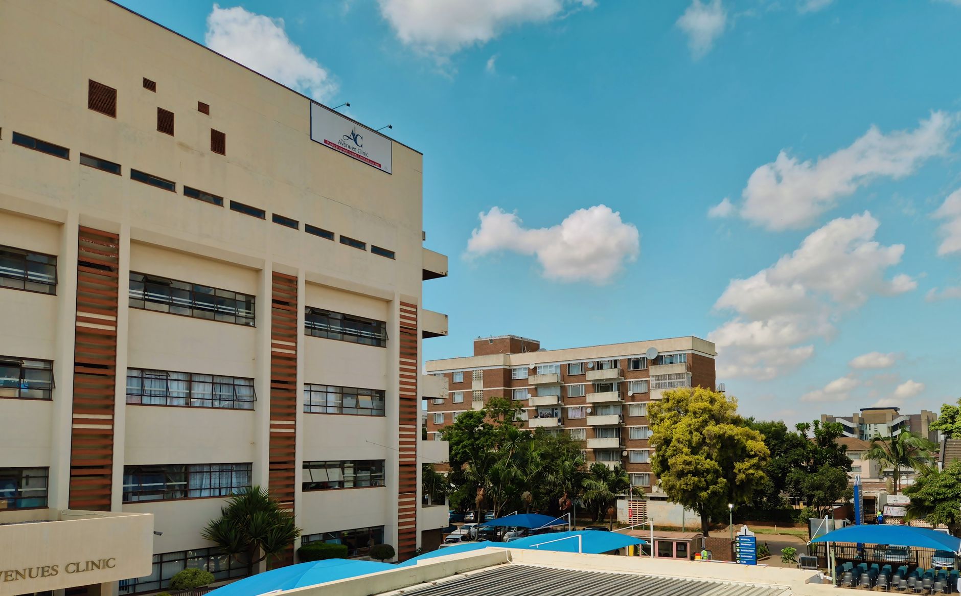 Asbestos Exposure at Sarnia General Hospital — Port Huron, Michigan: A Guide for Workers and Tradesmen